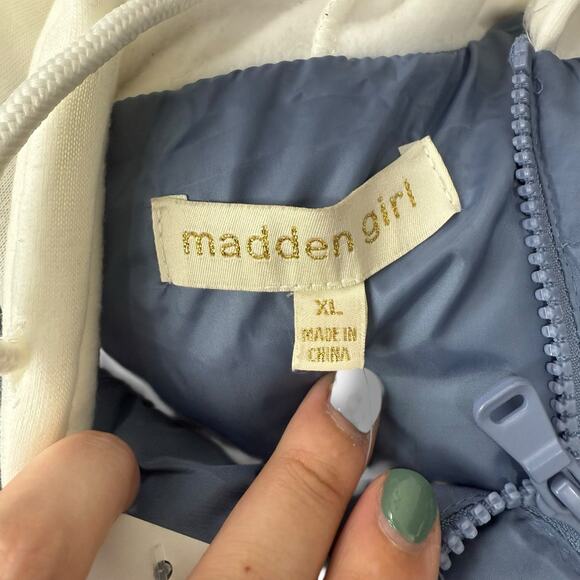 NEW Madden Girl Blue Puffer Vest Size XL Hoodie Zip Up Toggle Cinch Overshirt - Picture 8 of 10